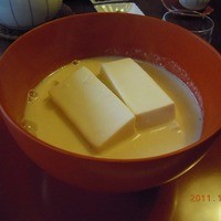 東京 芝 とうふ屋うかい - 豆乳で煮たお豆腐。
