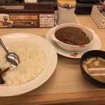 Matsuya - カレーに味噌汁の衝撃こそ松屋