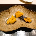 Sushi Otowa - 余市のキタムラサキウニ、余市のバフンウニ、唐津の赤ウニ