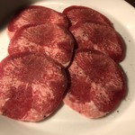 炭火和牛焼肉 じろうや - 