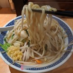 東京タンメン トナリ - ガッツリ太麺