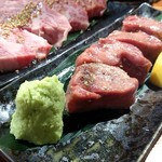 炭火焼肉ぐら - ワサビの量、使いきりますよ。