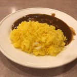 ヴィクトリア ステーション - カレー