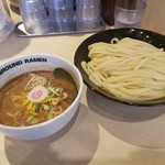 アンダーグラウンド ラーメン 頑者 - つけ麺