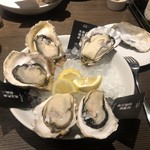 8TH SEA OYSTER Bar - 