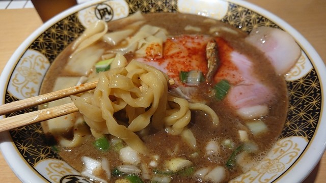 すごい煮干ラーメン凪 新宿ゴールデン街店 別館>