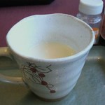 伊勢屋豆腐店 - 店内試食／豆乳