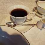 資生堂パーラー サロン・ド・カフェ - ドリンク付きなのでコーヒーをお願いしました。