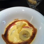 スゥリル - 季節のフルーツグラタン　ヴァニラアイスクリーム添え