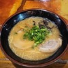 博多とんこつラーメン わ蔵  板橋本店