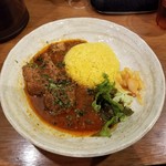 SPICY CURRY 魯珈 - 紅茶豚スペアリブカレー