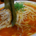Marukin Hompo - オロチョン味噌ラーメン