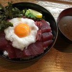 谷町 一味禅 - マグロ山かけ丼（￥900）