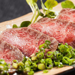 餃子酒家Ｔomoru - 佐賀牛の炙り