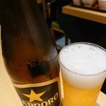 とんかつは飲み物。 - サッポロ黒ラベル瓶ビール。冷えグラで。