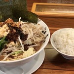 横浜家系 麺屋はやぶさ - 