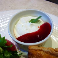 アニヴェルセル カフェ - ヨーグルト