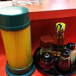 早稲田軒 - 卓上のセット