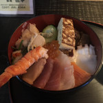 Tsukuhan - 海鮮丼