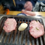 スタミナ苑 - 上タン塩　2,200円