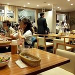 日比谷松本楼GRILL 相鉄ジョイナス店