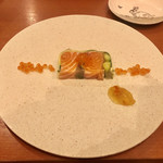 ラガッツァ - 
      ノルウェーサーモンとアスパラガスのテリーヌ
      