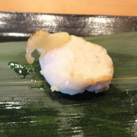 日本料理 たかむら - 比内地鶏炭火焼・・・一切れづつ焼いてもらいます。