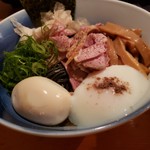 渦雷 - チー油まぜそば(全部のせ)