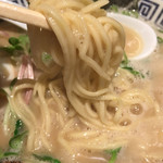 ラーメン 而今  - 超濃厚塩白湯880円