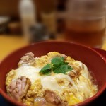 Yotsuya Imaiyahonten - 半熟卵のとろっとろの比内地鶏の親子丼　1,000円