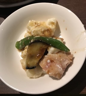 Hibiyaba - 鶏モモ肉と彩り野菜のオーブン焼き
