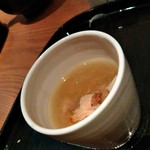 蕎麦湯に本枯節削りたてを入れて