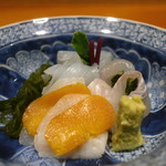 日本料理 幸庵 - 平貝とからすみ、マコガレイ、アオリイカの刺身盛合せアップ