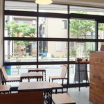 River Coffee & Gallery - 店内