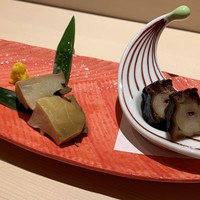 すし尽誠 - 鮑  蛸
                    