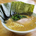 ラーメン 竜家 - 料理写真:ラーメン、海苔