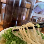 中華蕎麦 春馬 - 麺上げ⤴️