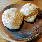 ドンブラボー - ランチのパンです