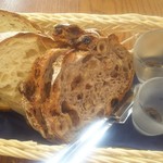 Brasserie Gent - ランチのパン