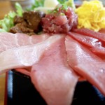 海鮮めし 若いわい - 食べ比べめし