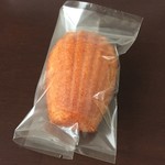 Maki - グルメガイドのおまけの焼き菓子