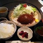 レストラン 牛石 - ハンバーグ定食