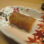 赤坂 詠月 - 青エンドウ豆の餅粉巻