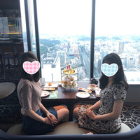 トップ オブ ヨコハマ 鉄板焼＆ダイニング - 横並びの席で、眺望抜群！