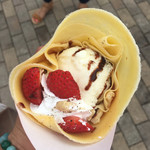 Crazy Crepes - いちごチョコバニラ