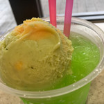 サーティワン - “ ミニオン ” めっちゃフルーツ