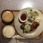 Saffron Saffron - おろしハンバーグ(990円)