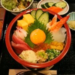 たつ味 - スタミナ海鮮丼（スタミナ海鮮丼セット）