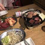 馬焼肉酒場　馬太郎 - 