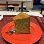 Ya Kun Kaya Toast - パンダン・シフォン、鮮やかな緑色。